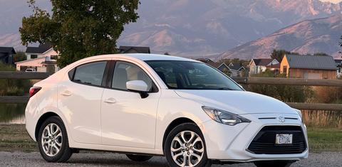 Toyota Yaris iA 2017