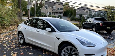 Tesla Model 3 2022