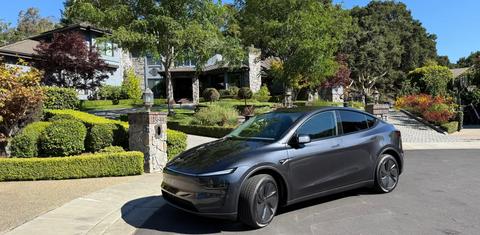 Tesla Model Y 2026
