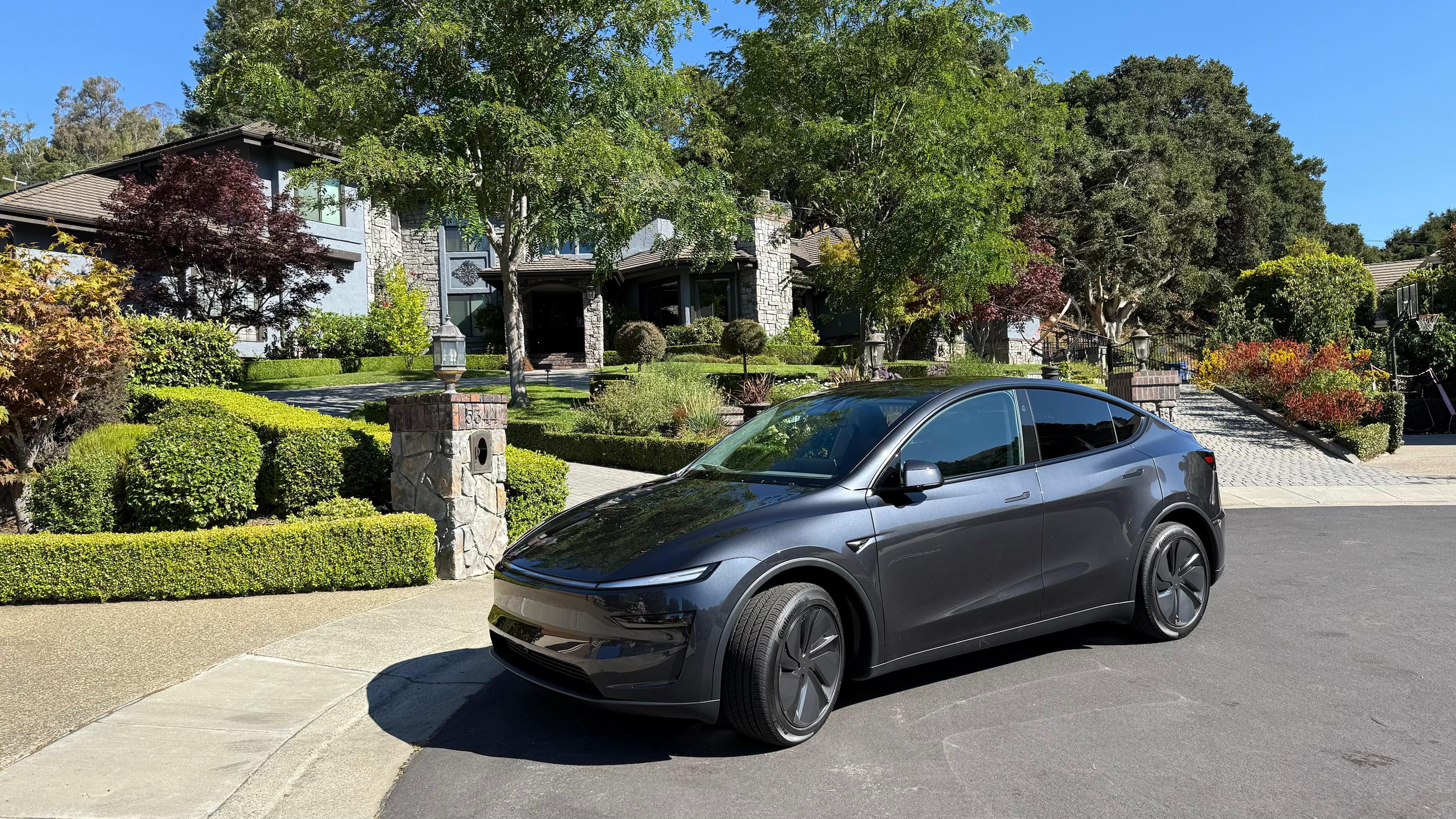 Tesla Model Y 2026 in Palo Alto, CA