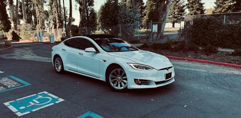 Tesla Model S 2016