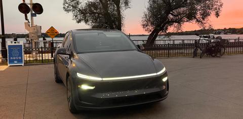 Tesla Model Y 2026