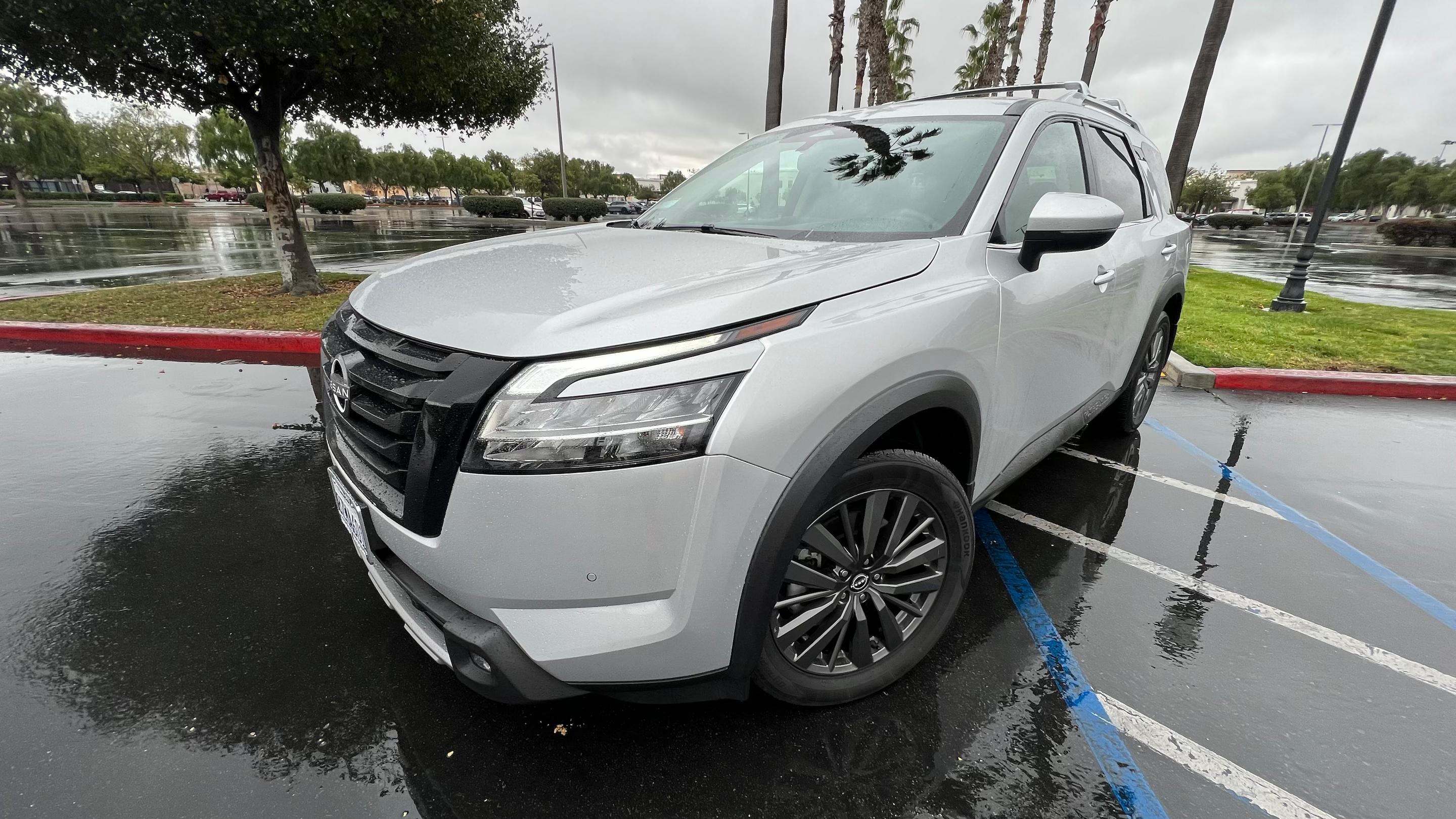 Nissan Pathfinder 2022 in 