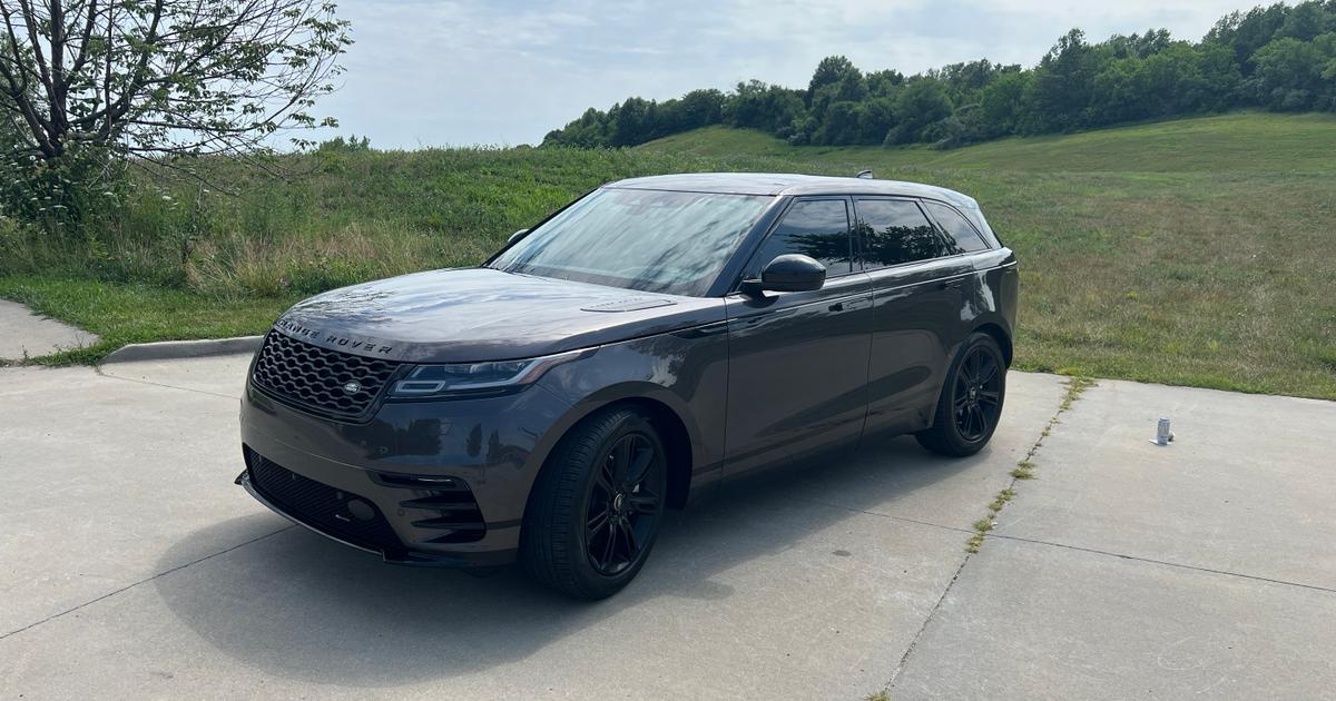 Land Rover Range Rover Velar 2023 rental in Lansing, KS by John H. Turo