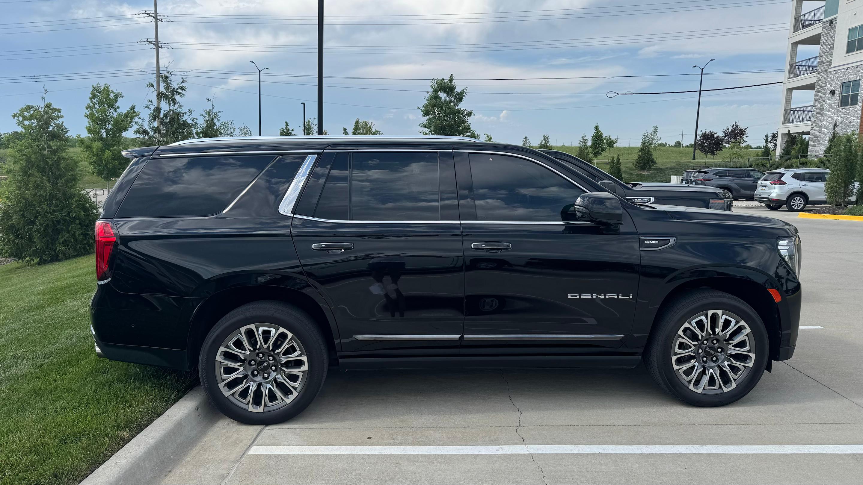 GMC Yukon 2024 in 