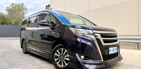 Toyota TARAGO 2018