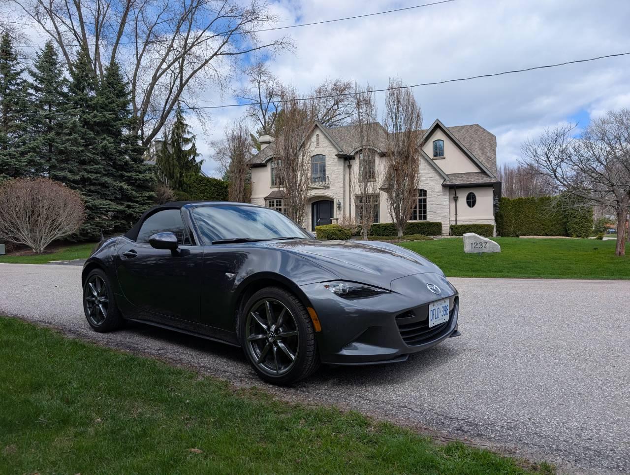 Mazda MX-5 Miata 2017 à 