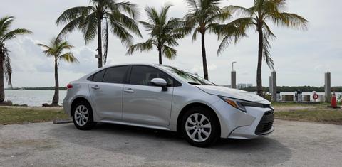 Toyota Corolla Hybrid 2026