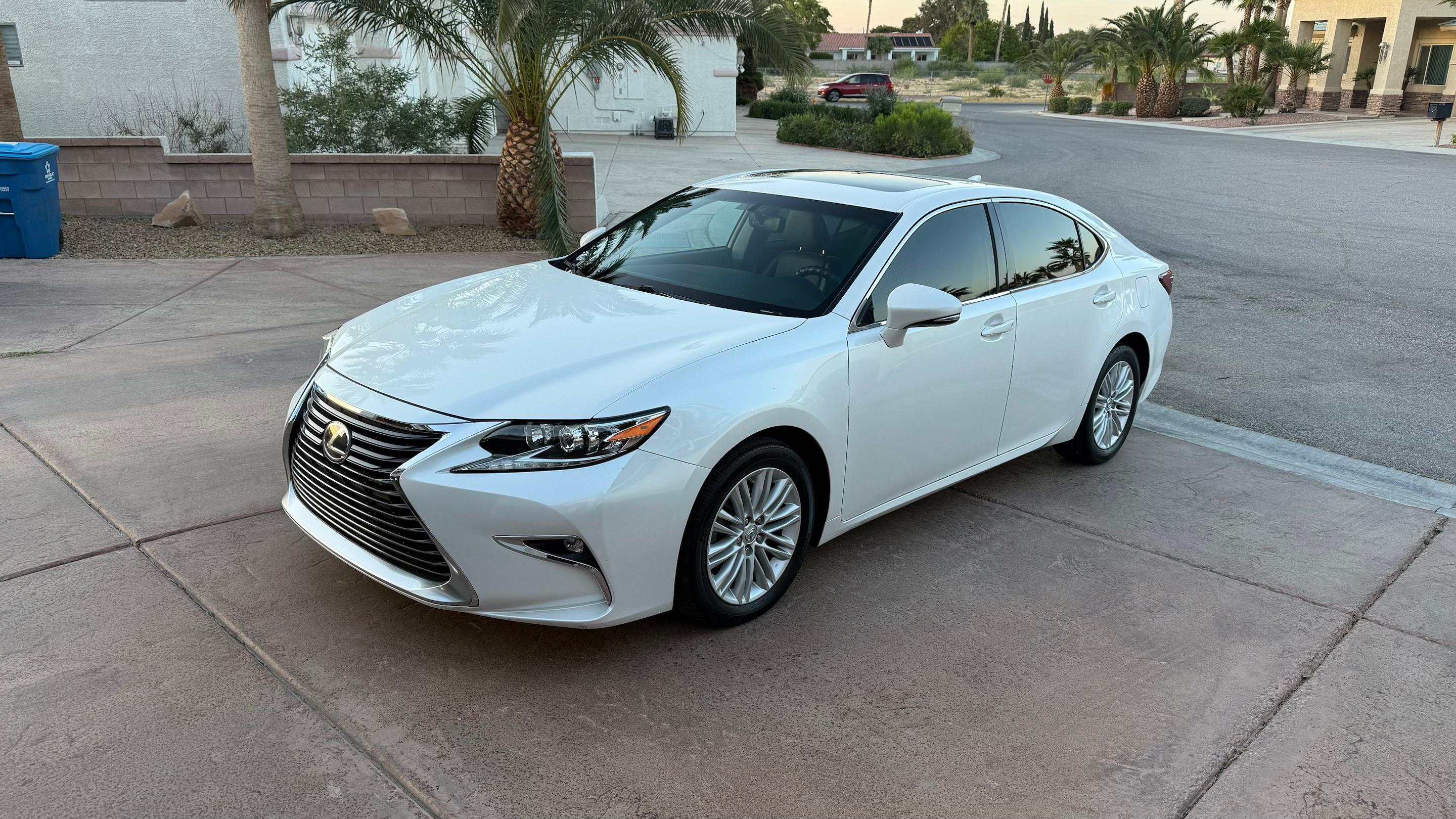 Lexus ES 2016 in Las Vegas, NV