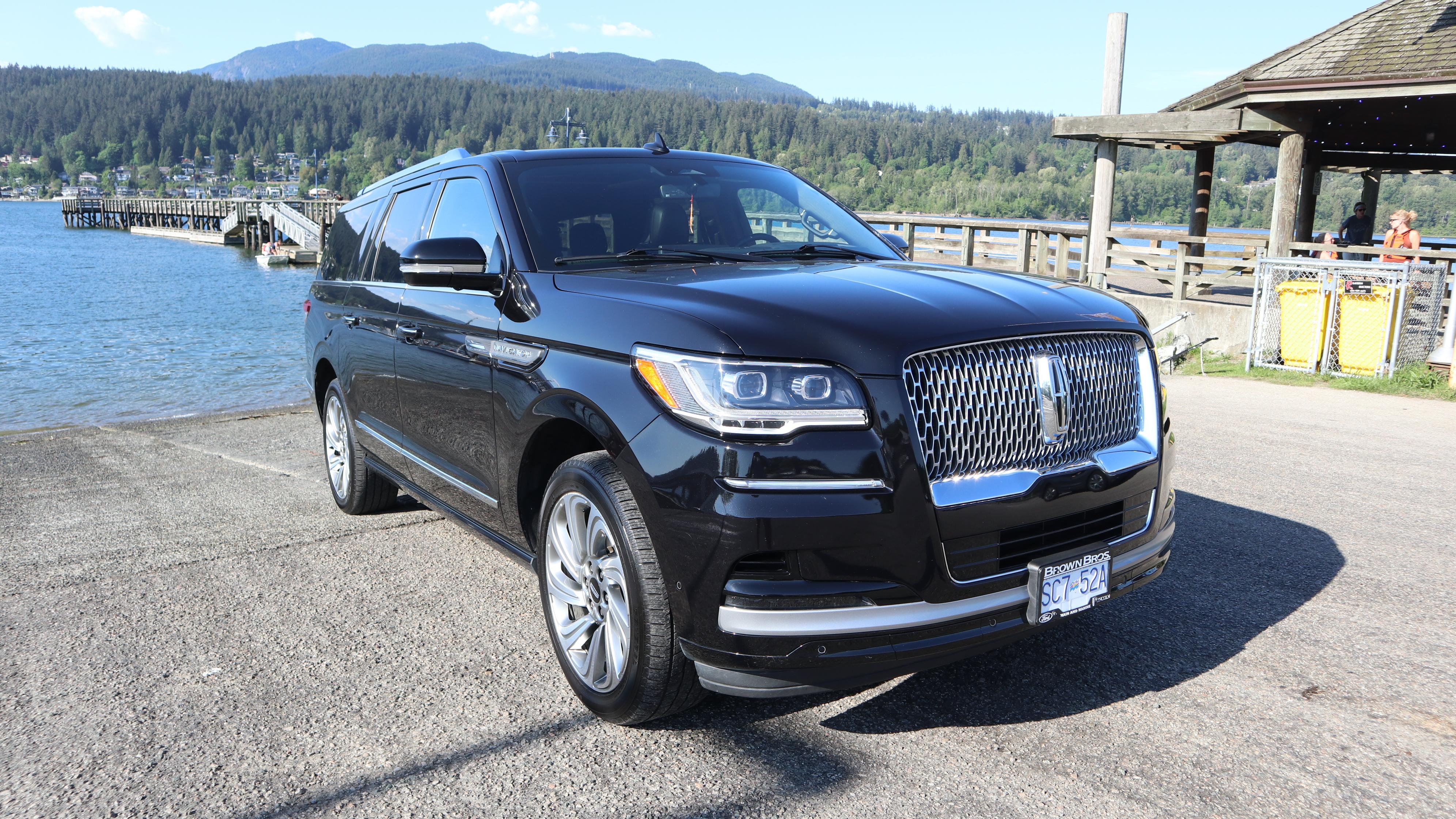 Lincoln Navigator L 2022 in Coquitlam, BC