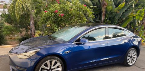 Tesla Model 3 2020