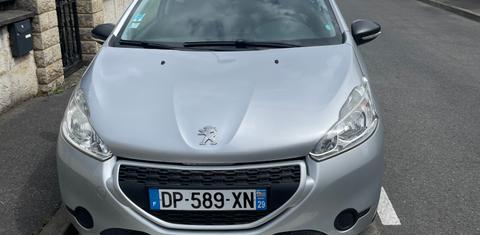 Peugeot 208 2014
