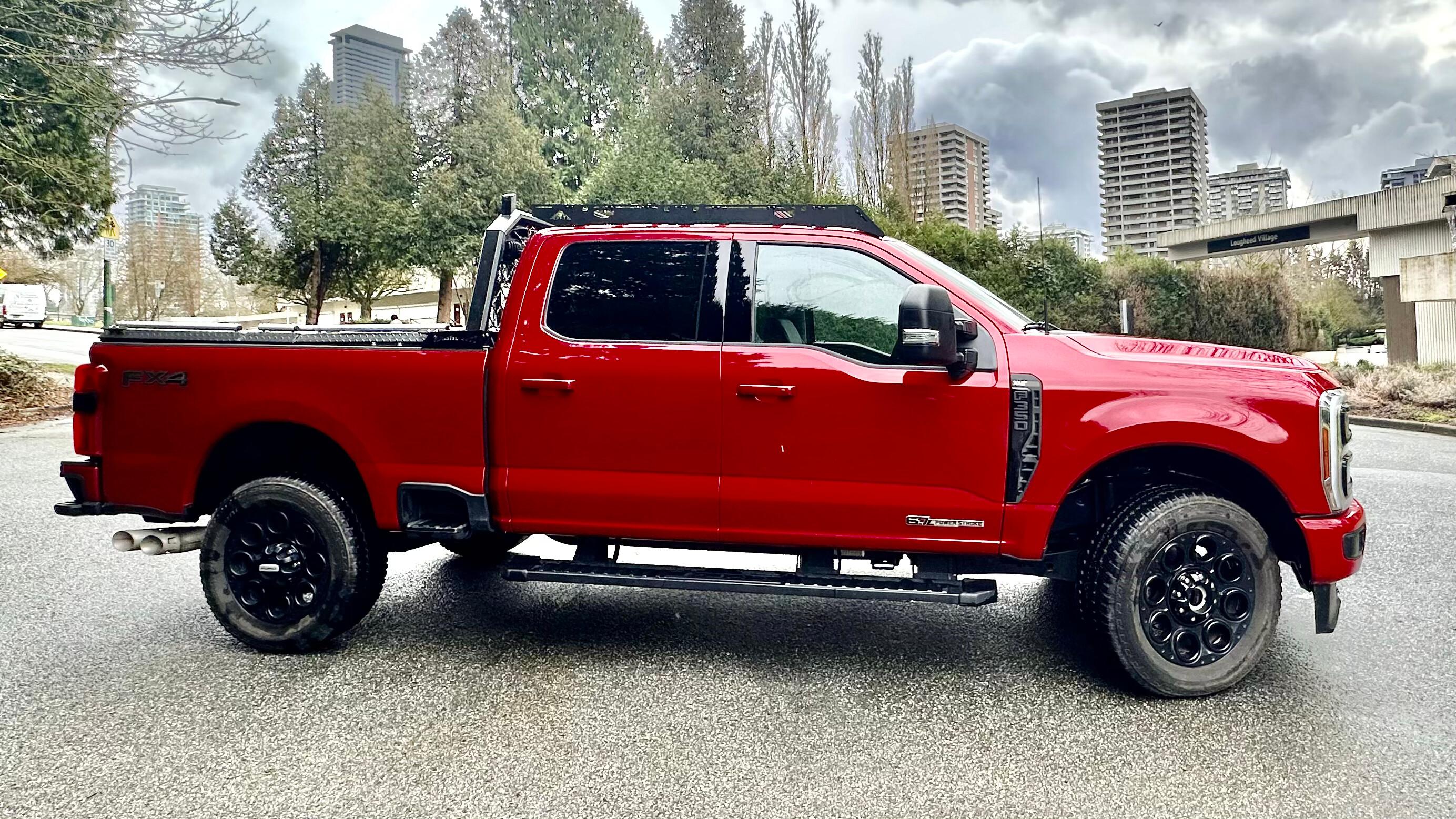 Ford Super Duty F-350 2024 à 