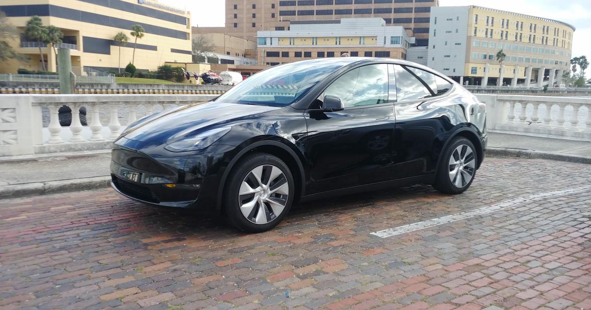 Tesla Model Y 2023 rental in Lutz, FL by Henry Č. Turo