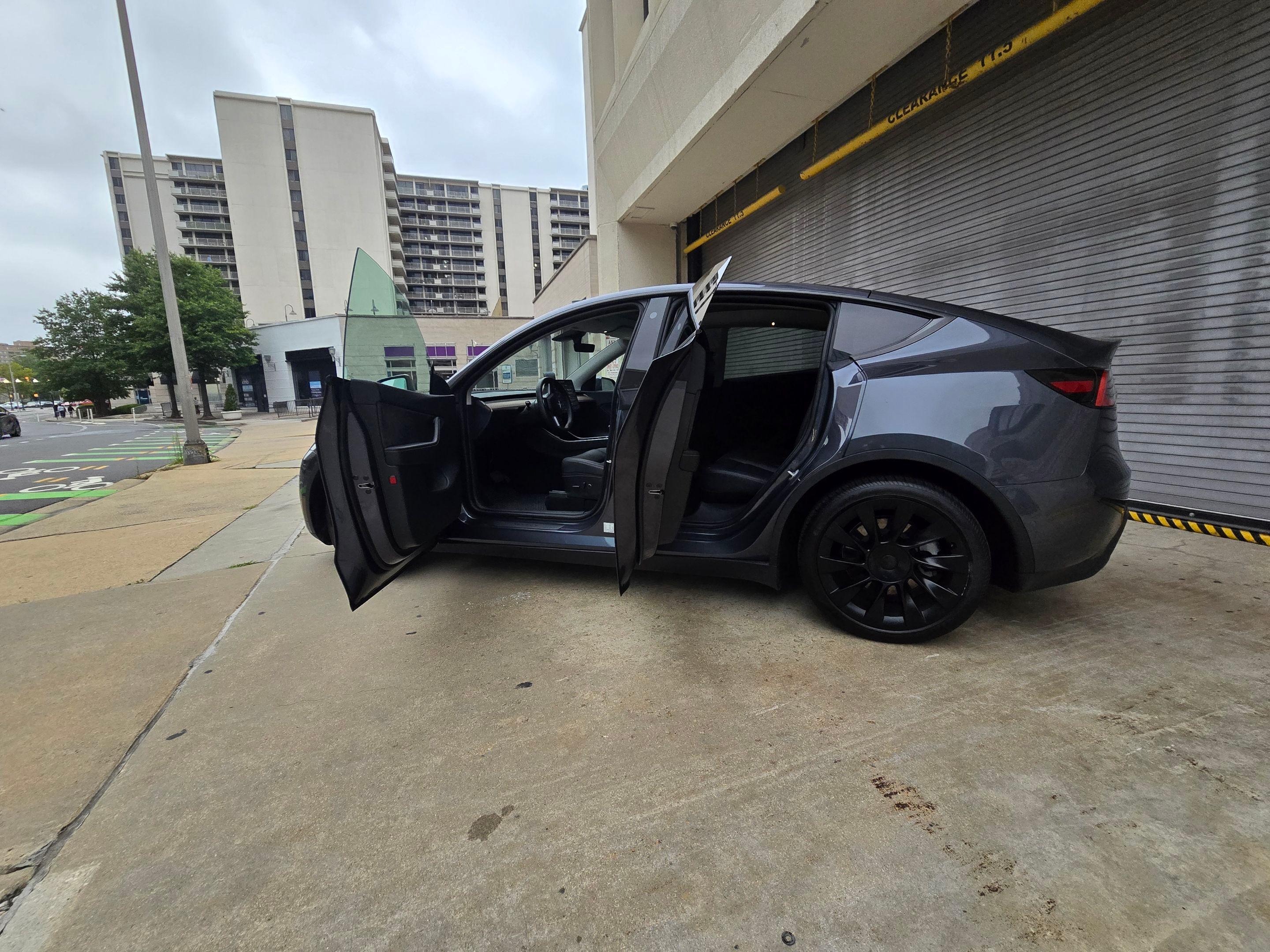 Tesla Model Y 2021 in Fairfax, VA