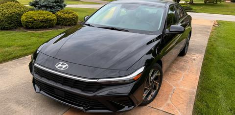 Hyundai Elantra 2025