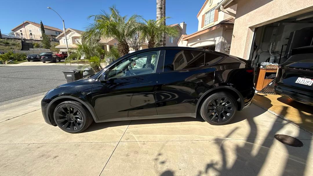 Tesla Model Y 2022 in Lake Elsinore, CA