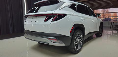 Hyundai Tucson Hybrid 2026