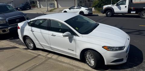Ford Fusion Hybrid 2014