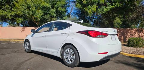 Hyundai Elantra 2016