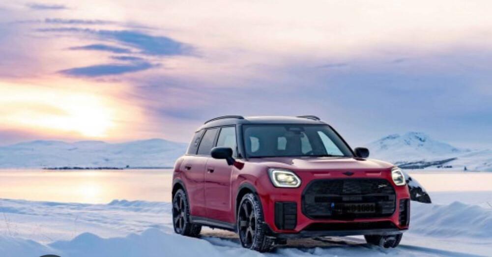 MINI Countryman 2023 in Anchorage, AK