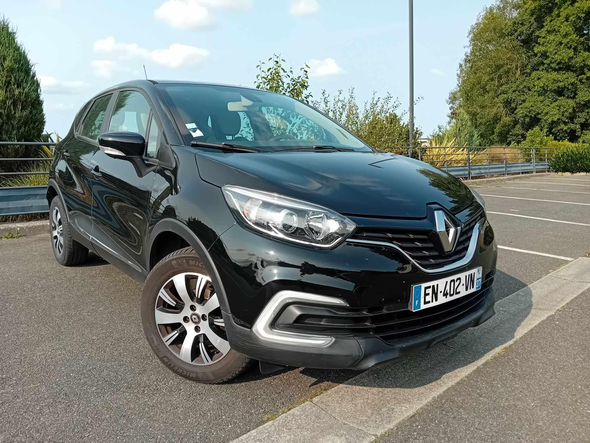 Renault CAPTUR 2017 à Saint-brieuc