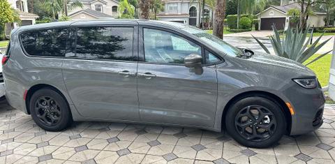 Chrysler Pacifica 2022