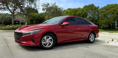 Hyundai Elantra 2023