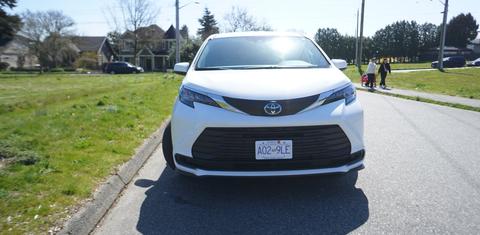 Toyota Sienna 2025