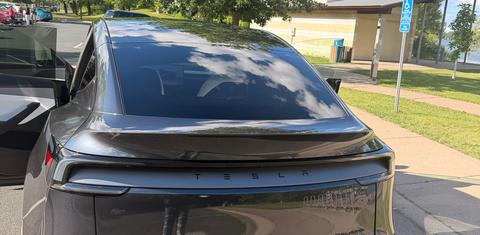 Tesla Model Y 2026