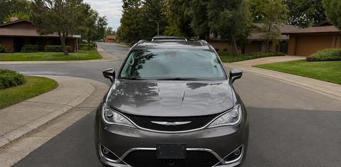 Chrysler Pacifica 2018
