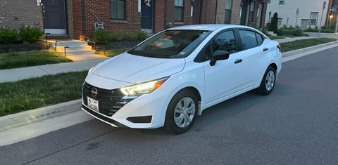 Nissan Versa 2025