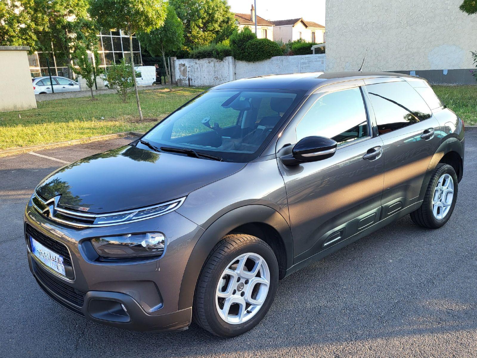 Citroen C4 CACTUS 2018 à Carrières-sous-Poissy