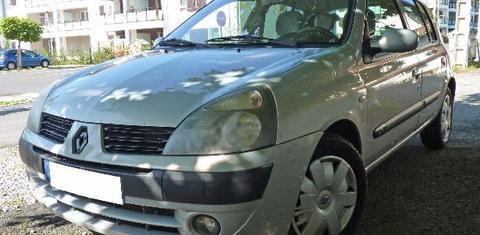 Renault CLIO CAMPUS 2004