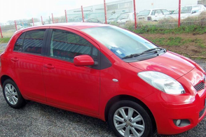 Toyota Yaris car