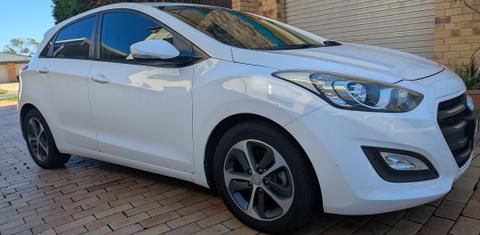 Hyundai i30 2016