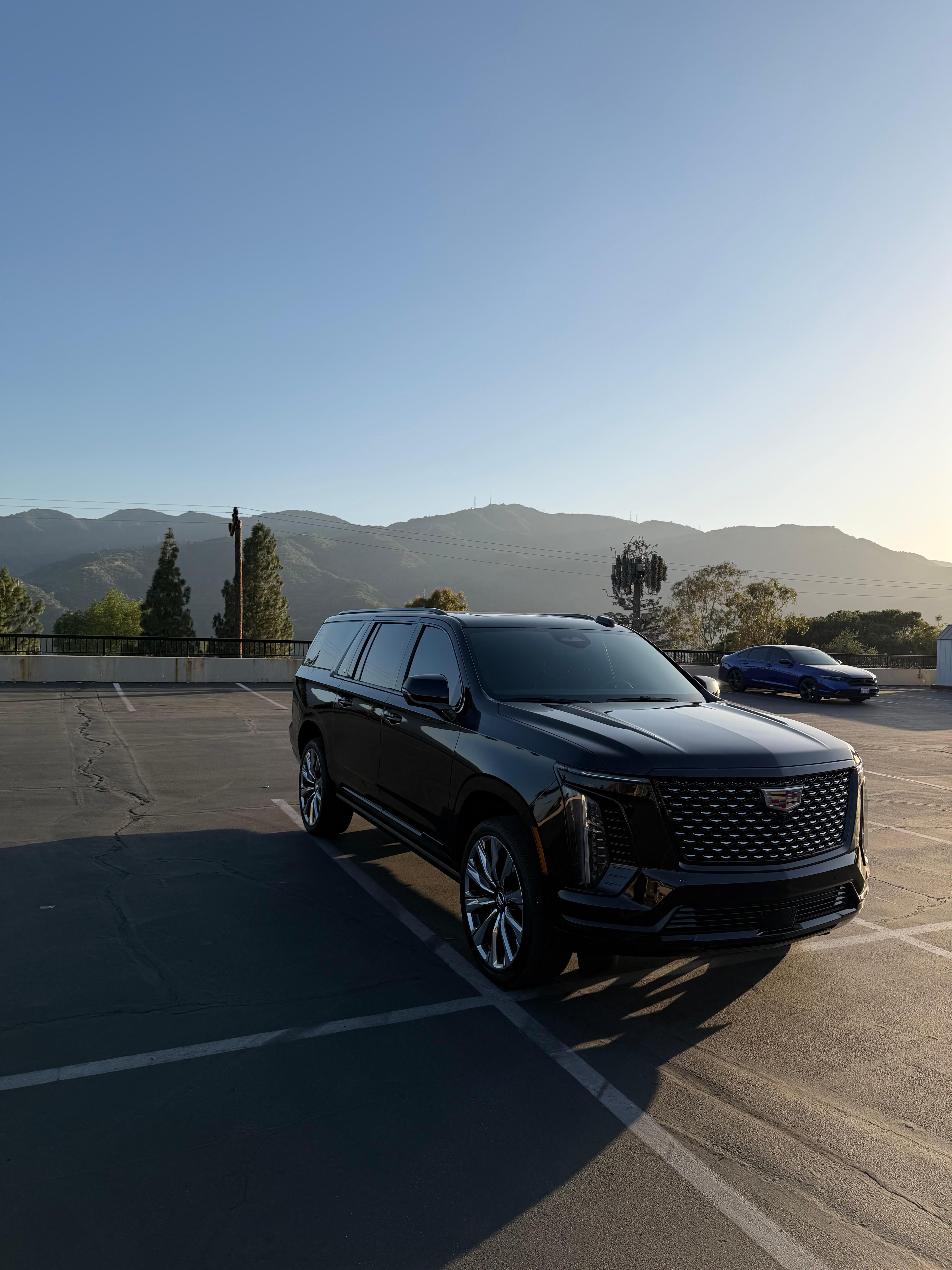 Cadillac Escalade ESV 2026 in 