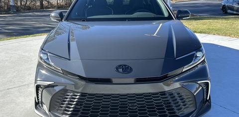 Toyota Camry Hybrid 2025