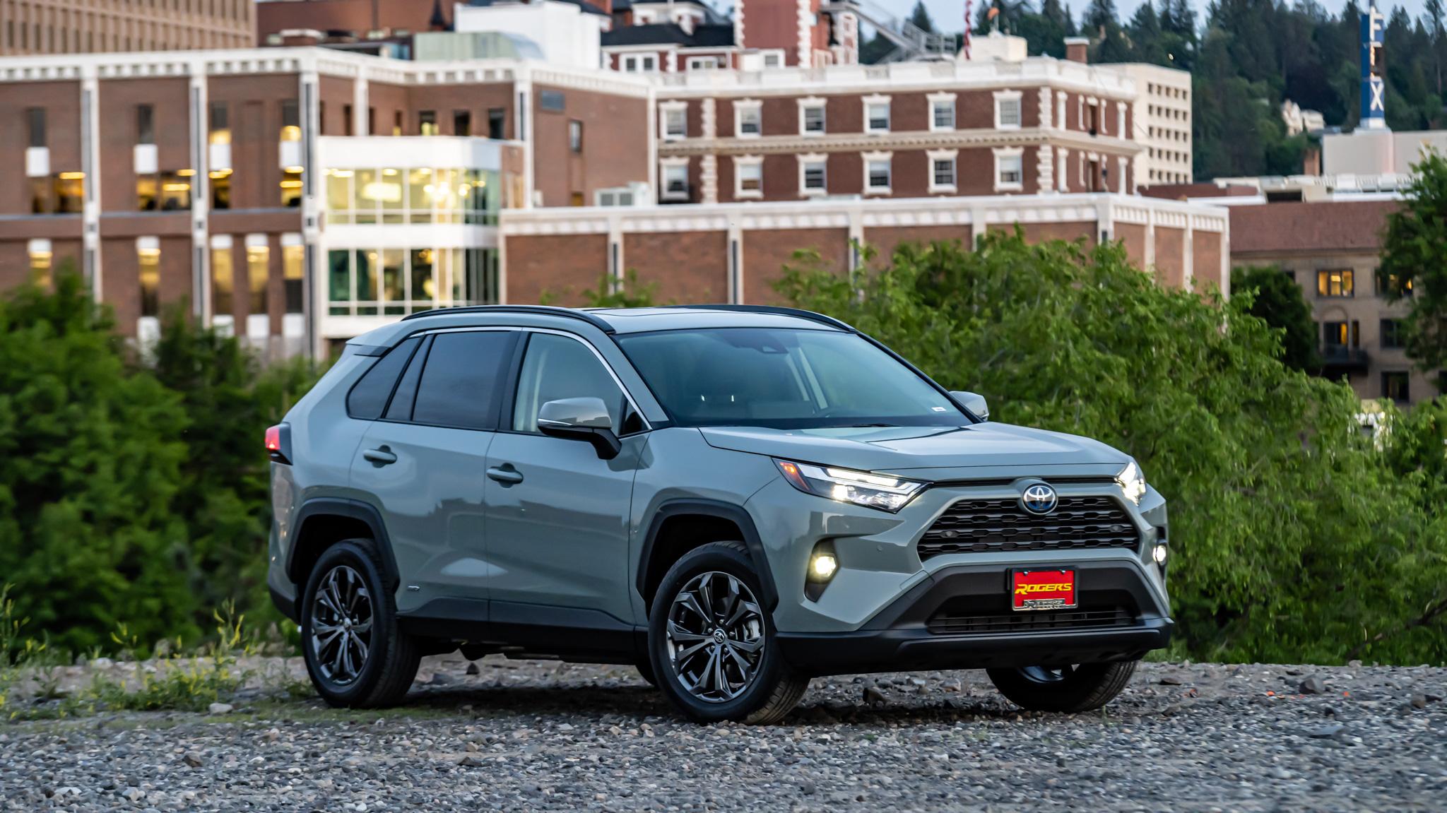 Toyota RAV4 Hybrid 2023 in Spokane, WA