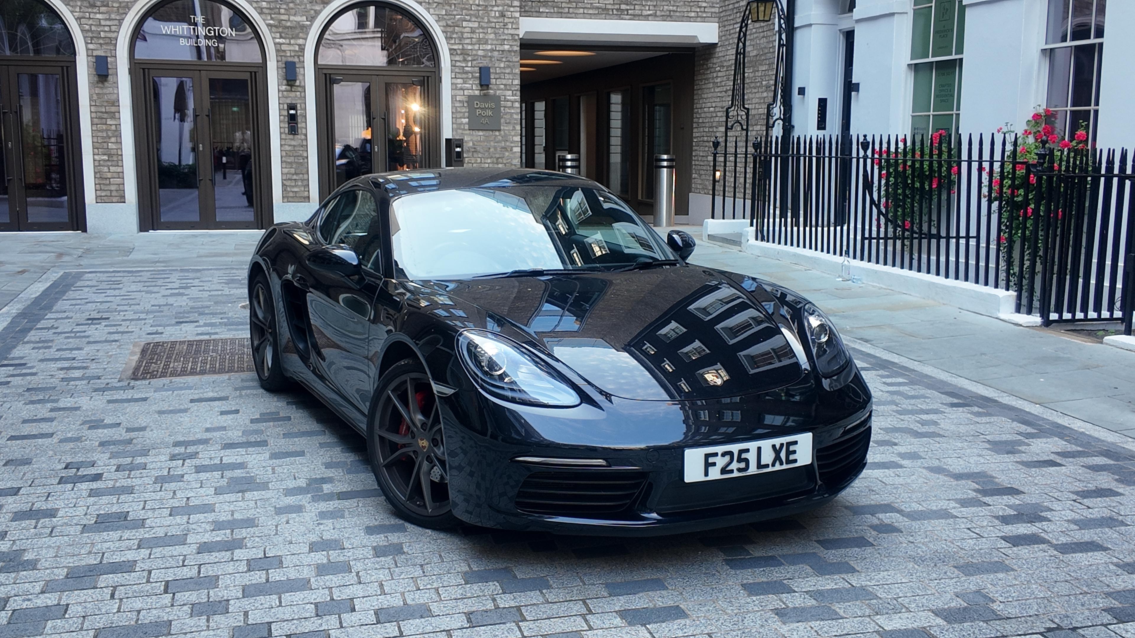 Porsche Cayman 718 2018 à London