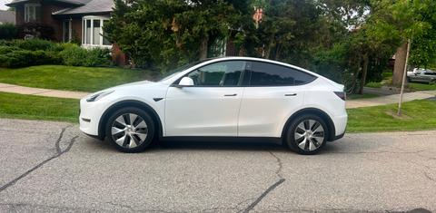 Tesla Model Y 2021