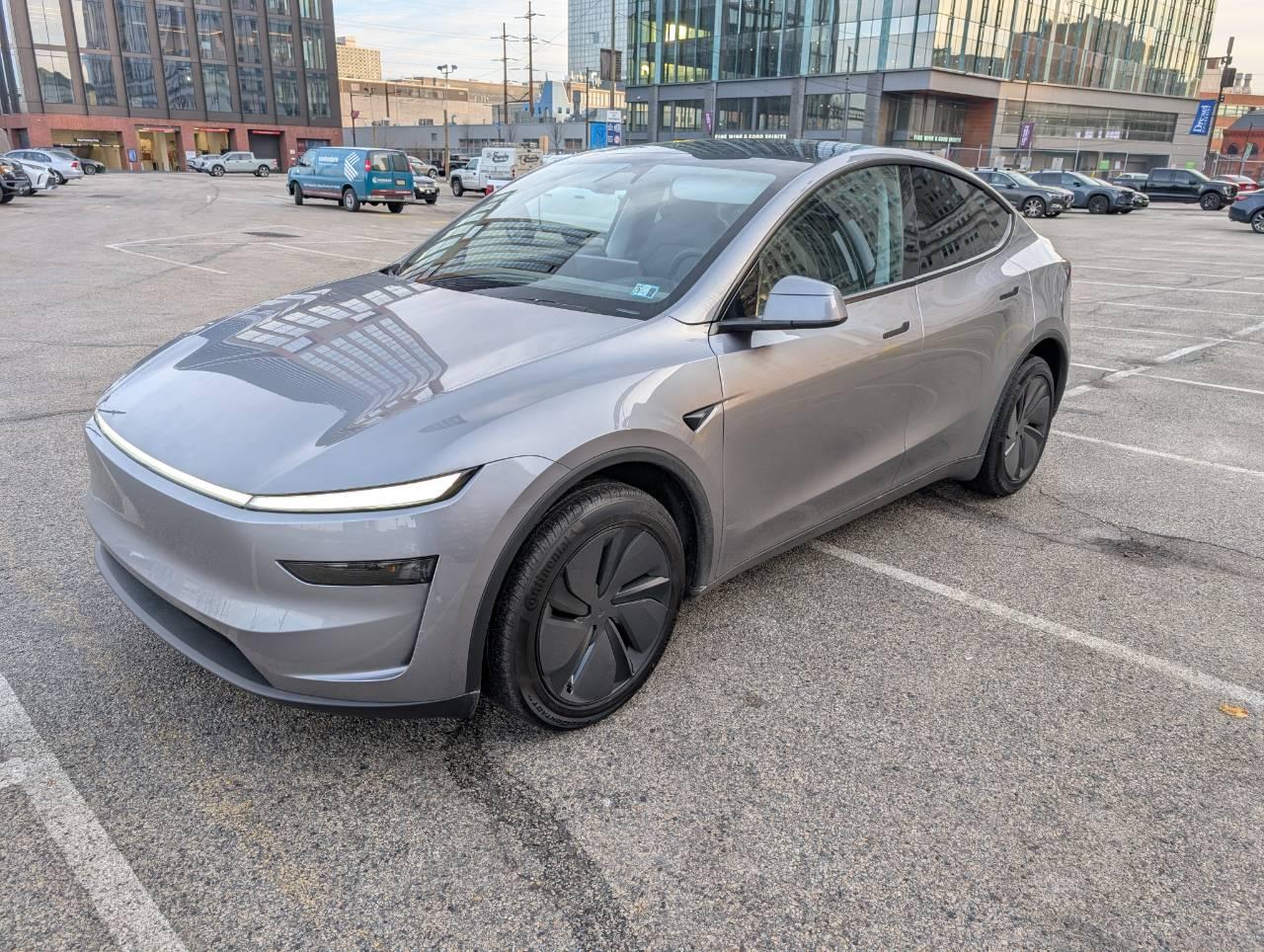 Tesla Model Y 2026 in 
