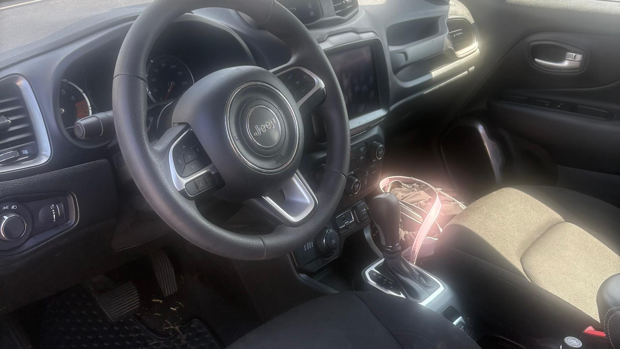 Jeep Renegade 2023 in North Little Rock, AR