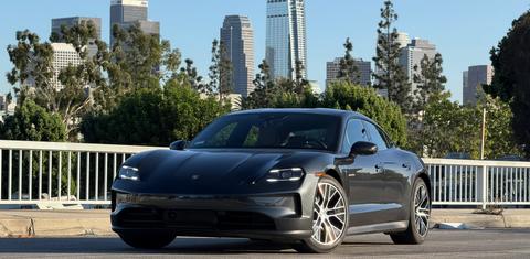 Porsche Taycan 2025