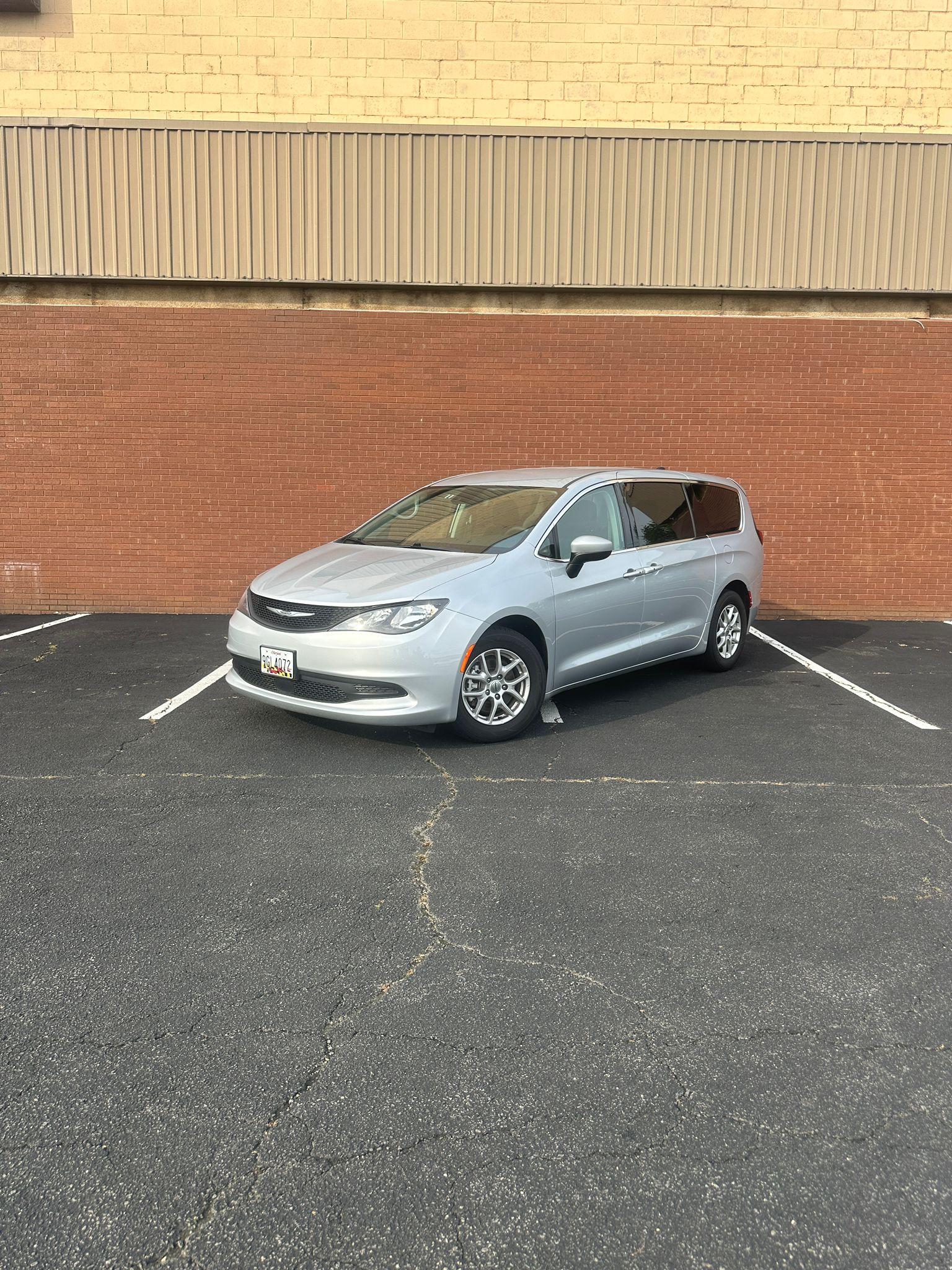 Chrysler Voyager 2023 in Alexandria, VA