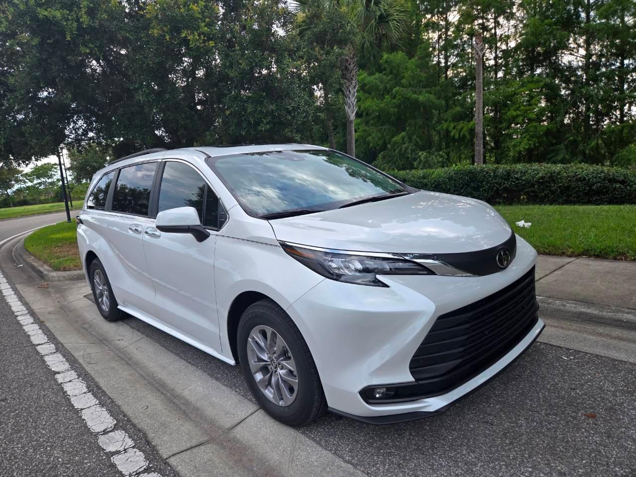 Toyota Sienna 2026 in DeBary, FL