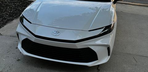 Toyota Camry Hybrid 2026