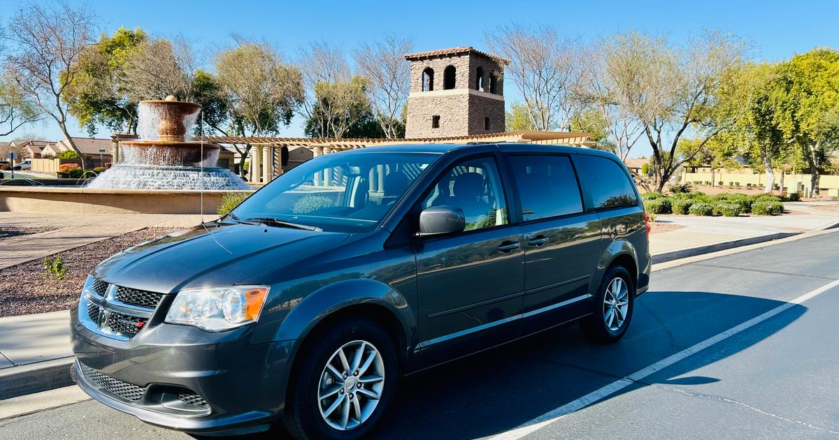 Dodge Grand Caravan 2016 rental in Phoenix, AZ by Kellie | Turo