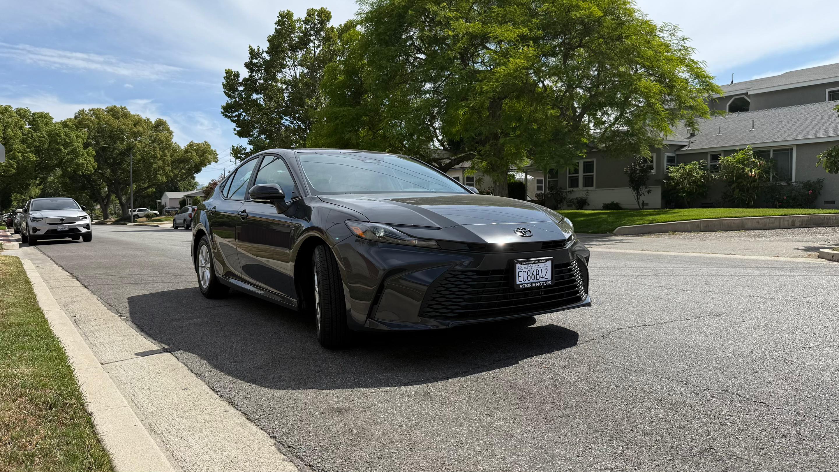 Toyota Camry Hybrid 2025 in 