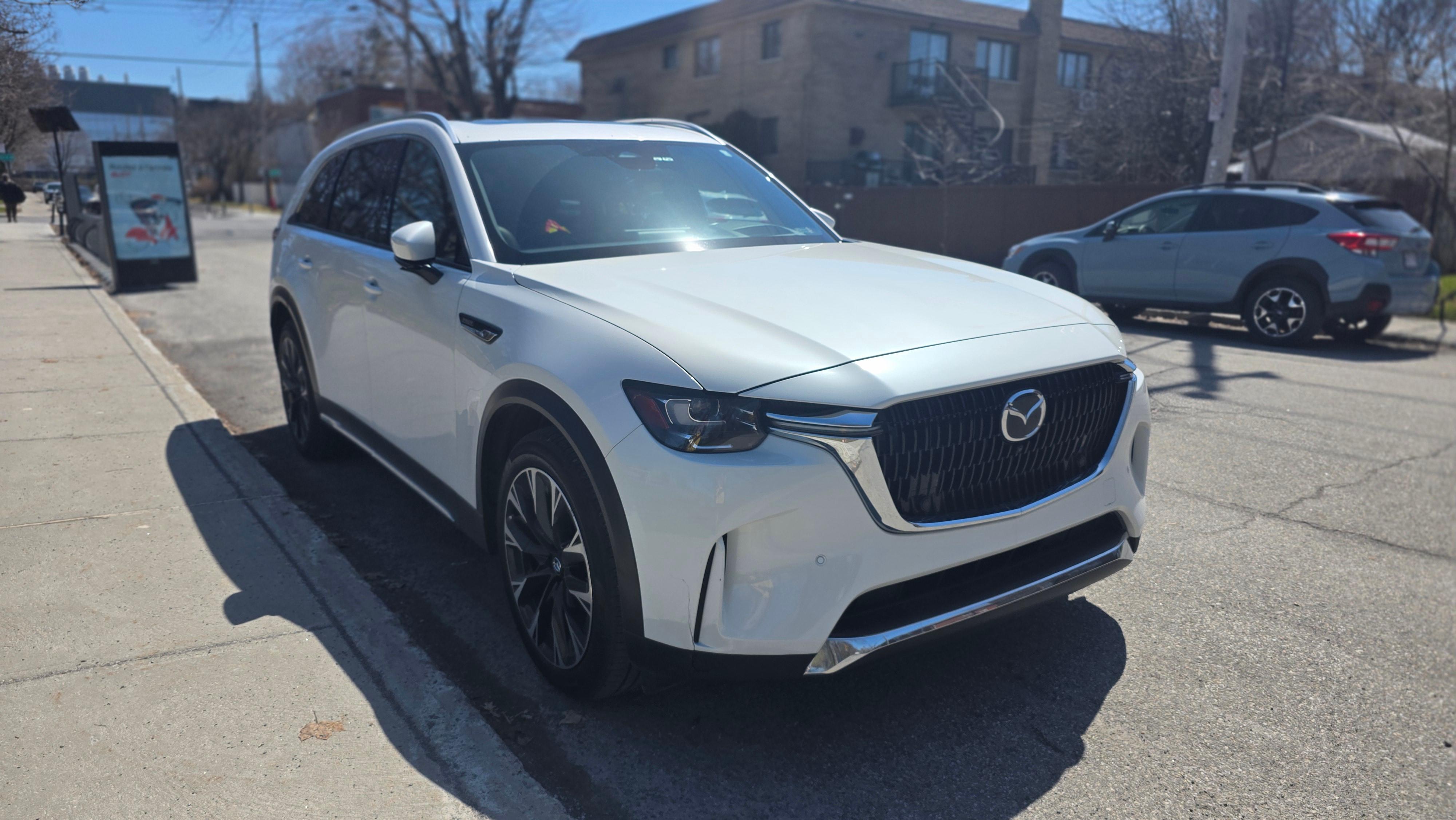 Mazda CX-90 PHEV 2024 in Montréal, QC